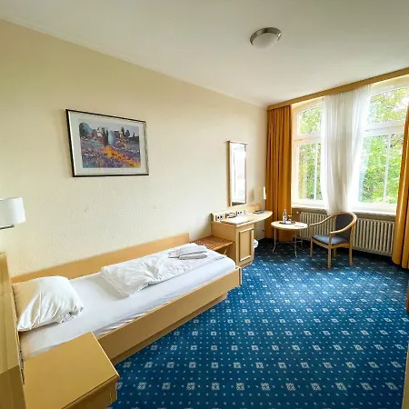 Bischofshof Braustuben 호텔