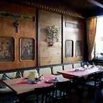 Bischofshof Braustuben Hotel 3*