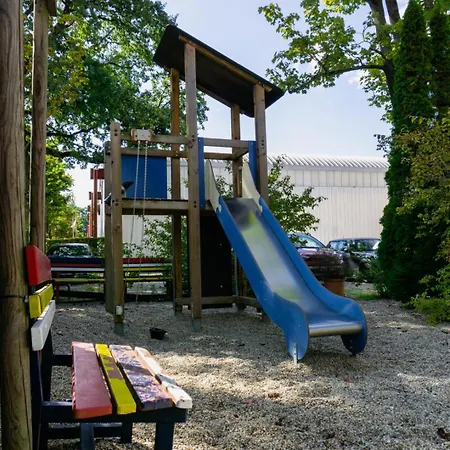 Bischofshof Braustuben מלון