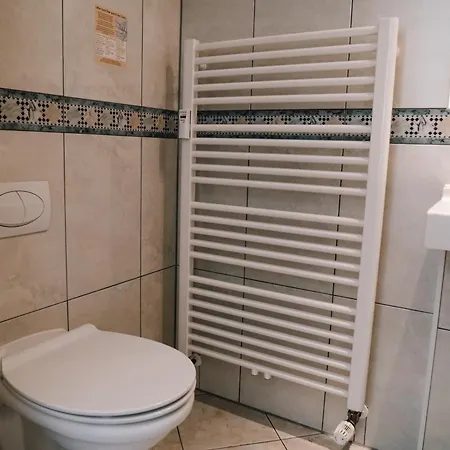 Bischofshof Braustuben מלון 3*