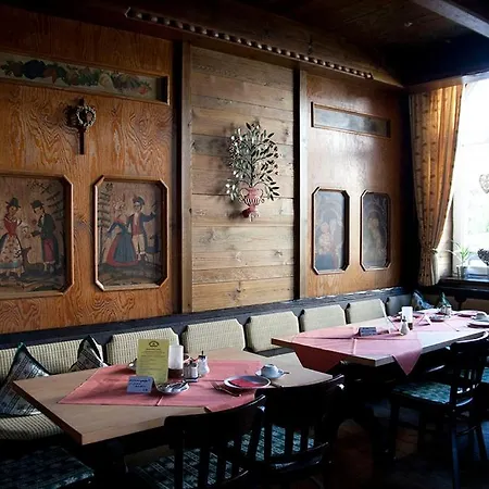 Bischofshof Braustuben מלון 3*
